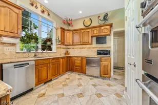 38 Larsen Rd, East Amwell Township, NJ 08551 - Photo 10