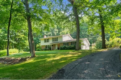 530 Bellwood Park Rd, Bethlehem Township, NJ 08802 - Photo 2