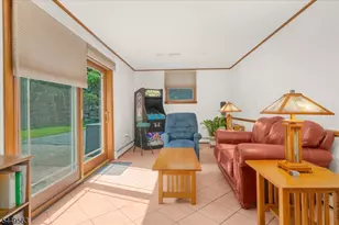 530 Bellwood Park Rd, Bethlehem Township, NJ 08802 - Photo 6