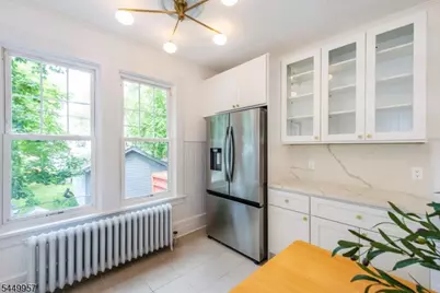 749 Valley St, Orange, NJ 07050 - Photo 16