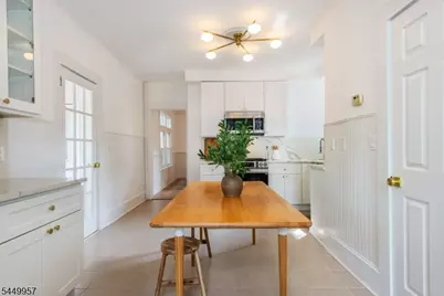 749 Valley St, Orange, NJ 07050 - Photo 8