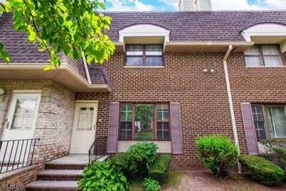 575 Grove St #F3, Clifton, NJ 07013 - Photo 1