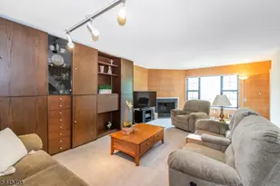 575 Grove St, Clifton, NJ 07013 - Photo 4