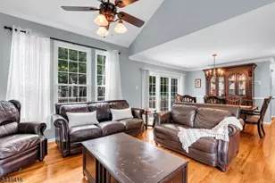 48 Plantation Rd, Readington, NJ 08889 - Photo 8