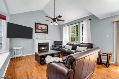 48 Plantation Rd, Readington, NJ 08889 - Photo 6