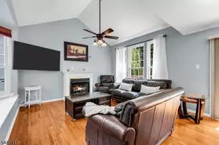 48 Plantation Rd, Readington, NJ 08889 - Photo 6