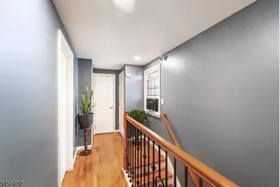190 Devon Ter, Kearny, NJ 07032 - Photo 10