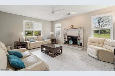 20 Greenbriar Ct, Boonton Town, NJ 07005 - Photo 4