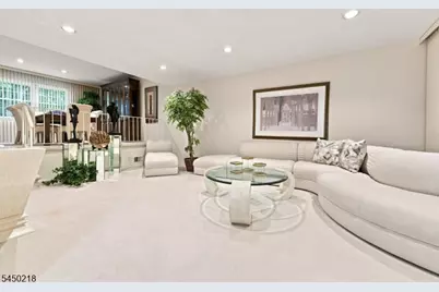 18 Druid Hill Dr, Parsippany, NJ 07054 - Photo 14