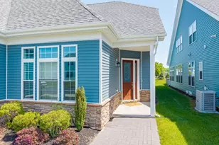 22 Samjan Cir, Robbinsville Township, NJ 08520 - Photo 2
