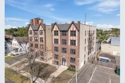 118 W 2nd Ave #17, Roselle, NJ 07203 - Photo 1