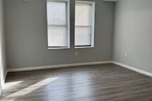 118 W 2nd Ave, Roselle, NJ 07203 - Photo 4