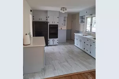 601 Clinton Avenue, Plainfield, NJ 07063 - Photo 6