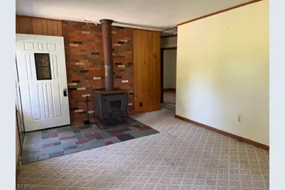 13 Millburn Rd, Jefferson Township, NJ 07849 - Photo 2
