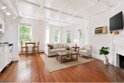 7 Norwood Ave #1, Summit, NJ 07901 - Photo 4