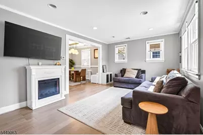 45 Briant Pkwy, Summit, NJ 07901 - Photo 2