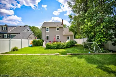 45 Briant Pkwy, Summit, NJ 07901 - Photo 22