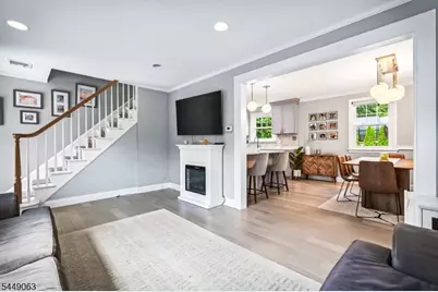 45 Briant Pkwy, Summit, NJ 07901 - Photo 4
