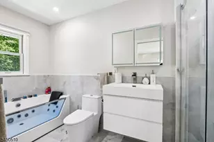 881 Bordentown Ave, Sayreville, NJ 08879 - Photo 20