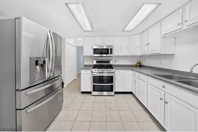 15 Harper Rd, South Brunswick Township, NJ 08852 - Photo 8