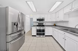 15 Harper Rd, South Brunswick Township, NJ 08852 - Photo 8