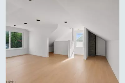 175 Colonial Rdwest, Union Township, NJ 07083 - Photo 28