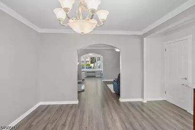 175 Colonial Rdwest, Union Township, NJ 07083 - Photo 12