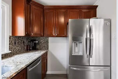 175 Colonial Rdwest, Union Township, NJ 07083 - Photo 20