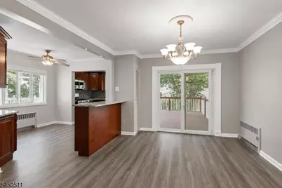 175 Colonial Rdwest, Union Township, NJ 07083 - Photo 14