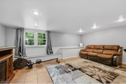 2 Oak Dr, Hampton Township, NJ 07860 - Photo 20
