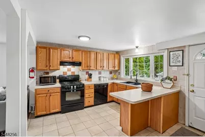 20 1st St, North Arlington, NJ 07031 - Photo 4