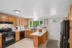 20 1st St, North Arlington, NJ 07031 - Photo 8