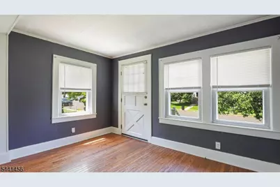 347 Pine Ave, Garwood, NJ 07027 - Photo 8