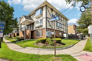33 Henry Pl, Hackensack, NJ 07601 - Photo 1