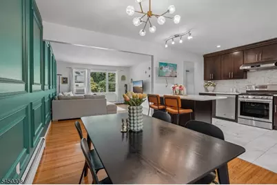 35 Iroquois Ave, Lincoln Park, NJ 07035 - Photo 6