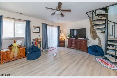 6 Steamboat Dr #11, Vernon, NJ 07462 - Photo 8