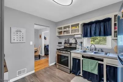 143 Greenbrook Rd, North Plainfield, NJ 07060 - Photo 10