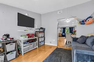 143 Greenbrook Rd, North Plainfield, NJ 07060 - Photo 8