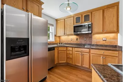 451 Pine Ave, Garwood, NJ 07027 - Photo 8