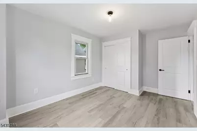11 Jean Ct, Woodbridge Township, NJ 07095 - Photo 22