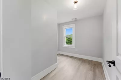 11 Jean Ct, Woodbridge Township, NJ 07095 - Photo 28