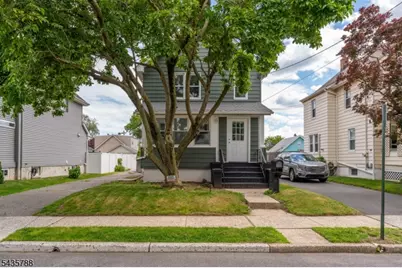 11 Jean Ct, Woodbridge Township, NJ 07095 - Photo 2