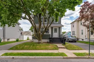 11 Jean Ct, Woodbridge Township, NJ 07095 - Photo 2