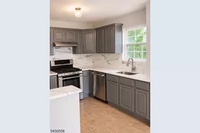 97 William St 1st Fl #2, East Orange, NJ 07017 - Photo 10
