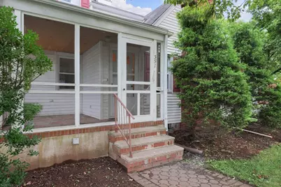351 Fernwood Ter, Linden, NJ 07036 - Photo 4