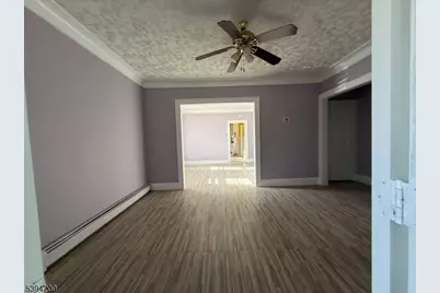 231 Myrtle Ave, Irvington, NJ 07111 - Photo 10