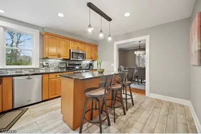 526 Highland Ave, Montclair, NJ 07043 - Photo 1