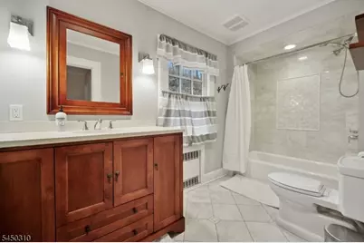 526 Highland Ave, Montclair, NJ 07043 - Photo 16