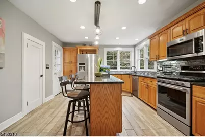 526 Highland Ave, Montclair, NJ 07043 - Photo 14