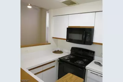 519 Trinity Pl #1BS, Westfield Town, NJ 07090 - Photo 10